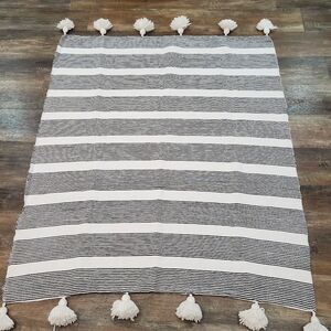 Woven Nook Fez Bohemian Cotton Blanket with Oversized Tassels